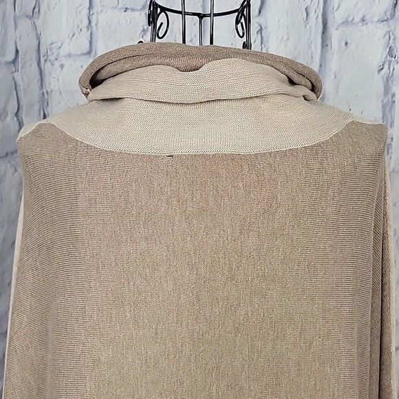 RENUAR Light Brown and Tan Poncho Sweater Large - Picture 6 of 8